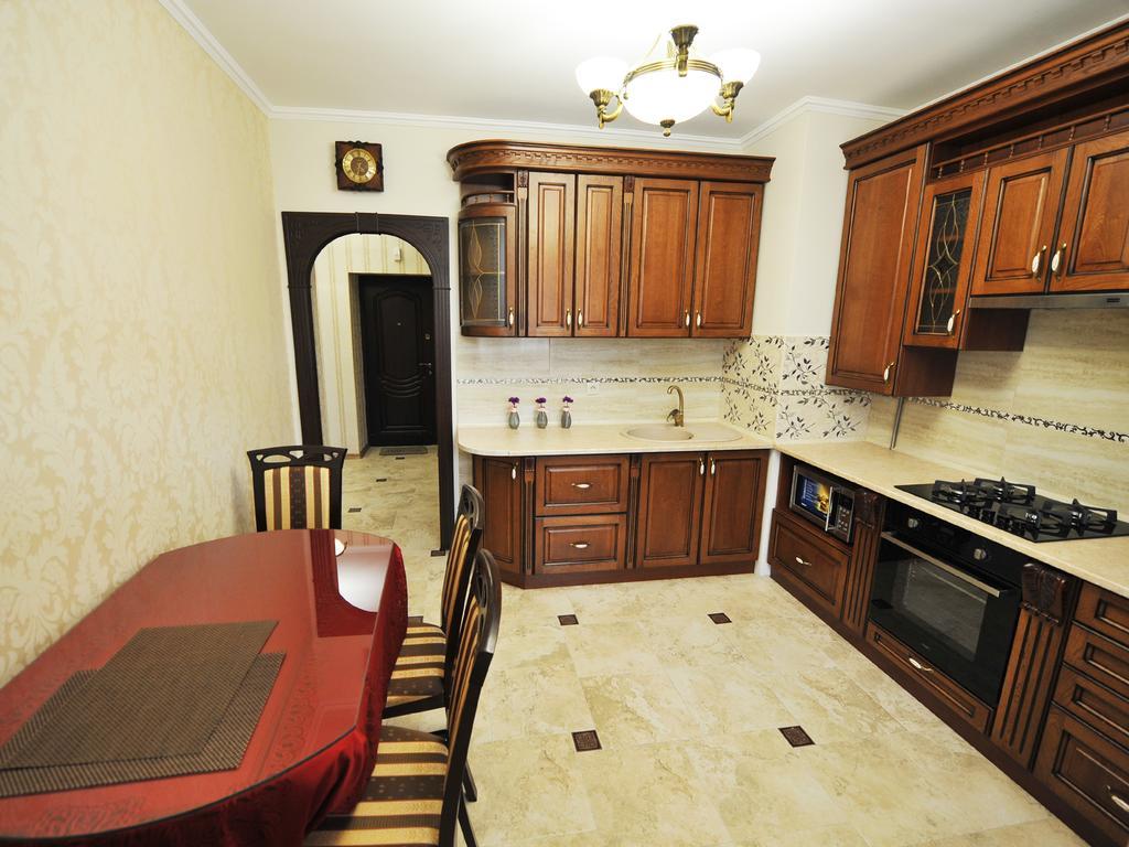 Apartment On Knyagini Olga Street Львов Экстерьер фото